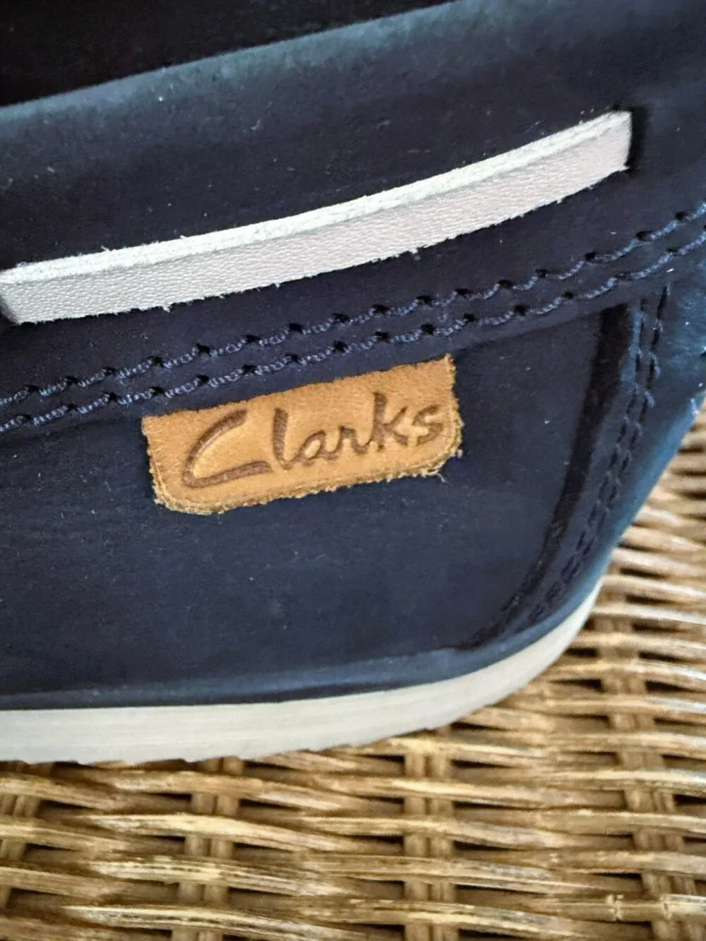 Men's Clarks Boat Shoes 13 M Navy Blue Leather, Lace Up, Metal Eyelets
